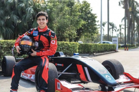 “Formula-3”ün ən gənc pilotu atasını öldürdüyünü etiraf edib