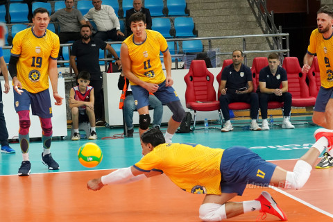 “Azərreyl” klubu Çempionlar Liqasına məğlubiyyətlə başlayıb - YENİLƏNİB + FOTO