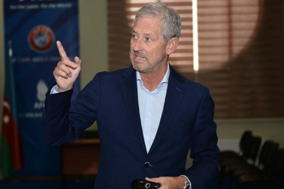 Frank De Blekere: “Hakimlər IX turda mübahisəli vəziyyətlərdə obyektiv qərarlar qəbul ediblər” - VİDEO