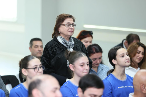 Президент федерации волейбола Азербайджана встретился с медалистами III Игр стран СНГ - ФОТО