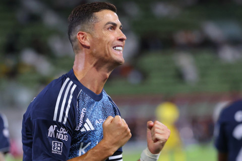 Ronaldu çıxış etdiyi klubu təbrik etdi - FOTO