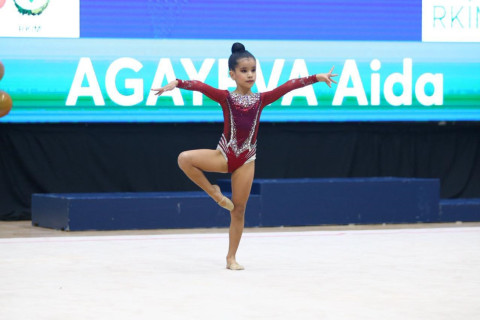 Qəbələdə bədii gimnastika üzrə turnir davam edir - FOTO