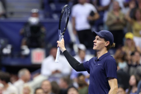 Yannik Sinner “ATP-500” turnirinin finalına yüksəlib