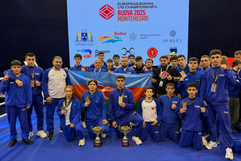 Азербайджанские боксеры завоевали восемь медалей на чемпионате Европы - ФОТО