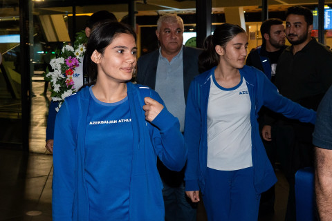 Azerbaijani U-15 boxing team returns home after successful European Championship - PHOTO