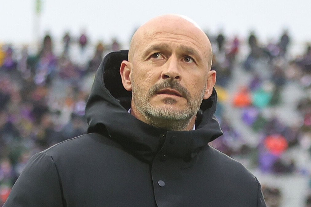 Главного тренера "Болоньи" выписали из больницы