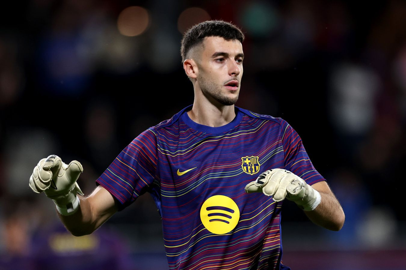 Barcelona’s Lewandowski and goalkeeper Joan Garcia may return against Elche