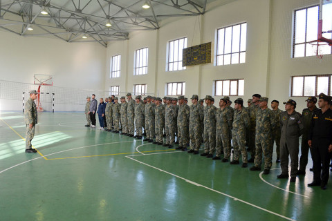 Hərbi qulluqçular arasında Zəfərin 5 illiyinə həsr olunmuş voleybol birinciliyi start götürüb - FOTO