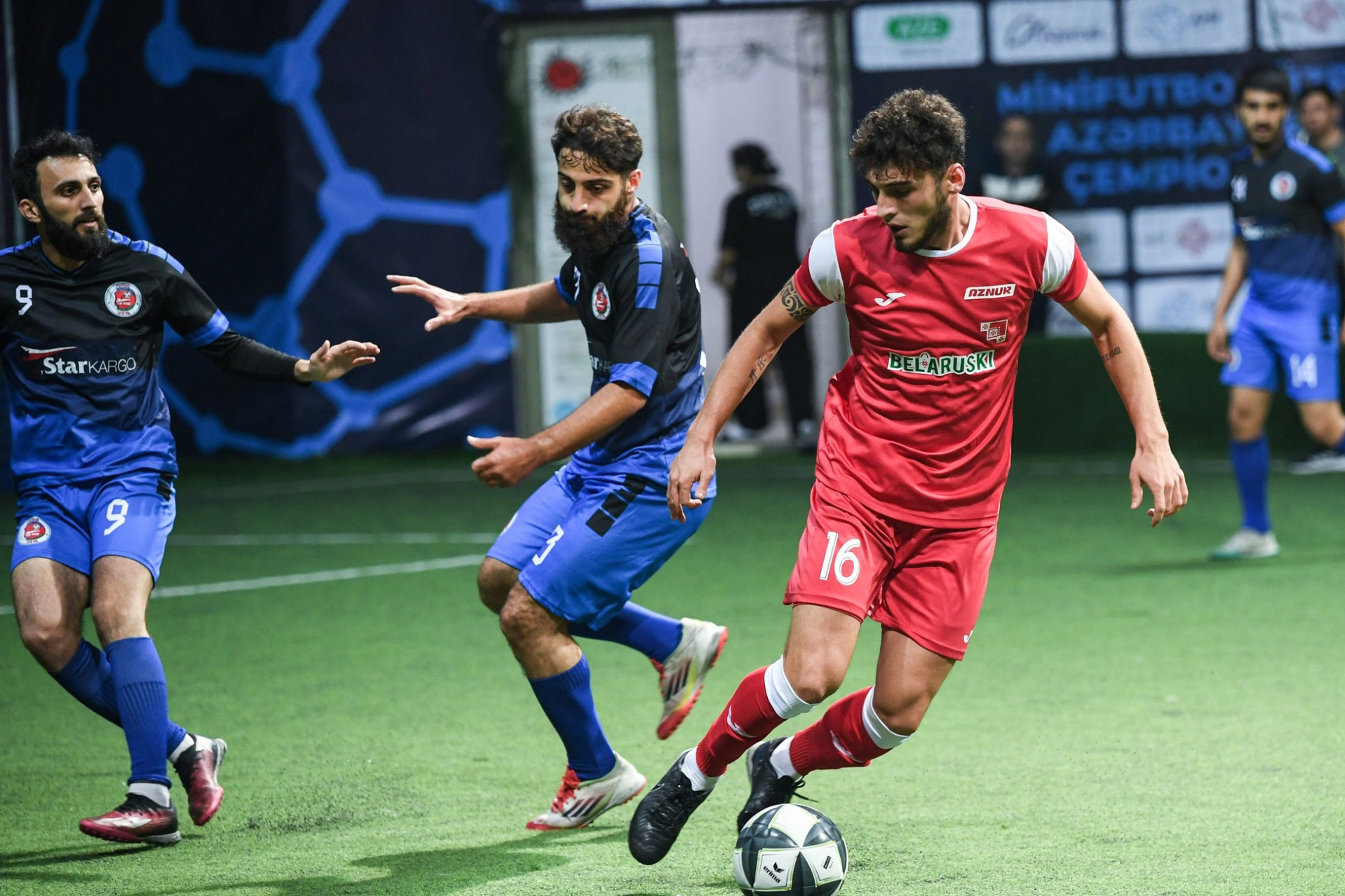 Minifutbol üzrə Azərbaycan çempionatında I turun oyunları davam edir