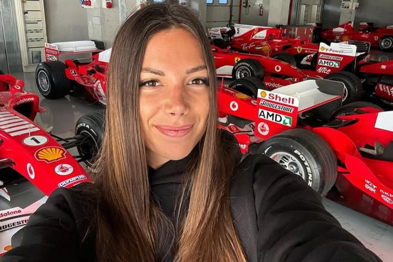 Laura Villars FIA prezidenti seçkilərinin dayandırılmasını tələb edir