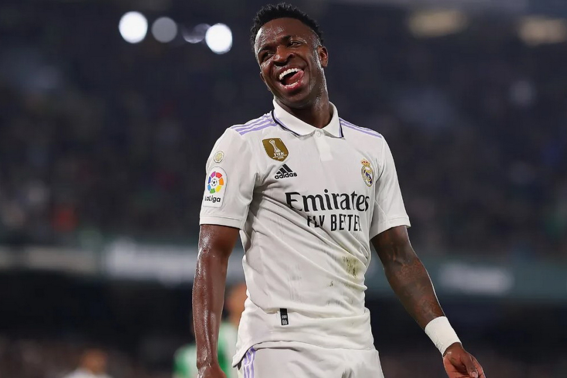 Vinicius Junior apologizes for emotional reaction in El Clasico