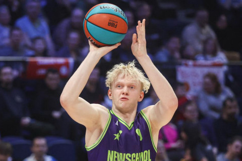 Rus basketbolçu dələduzluğa görə ABŞ-yə ekstradiya olunacaq