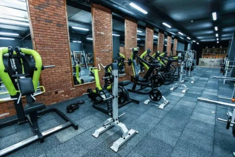 Sumqayıtda gənc oğlan idman zalında həyatını itirdi - VİDEO