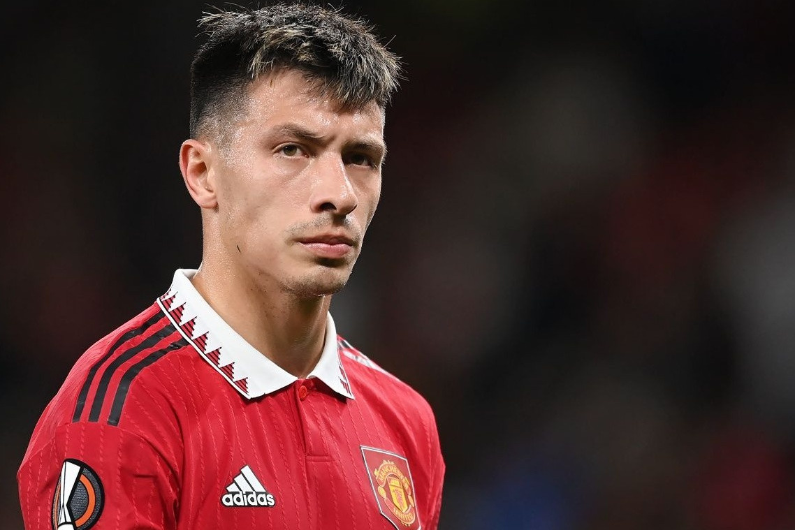 Лисандро Мартинес вернулся к тренировкам в общей группе "МЮ"