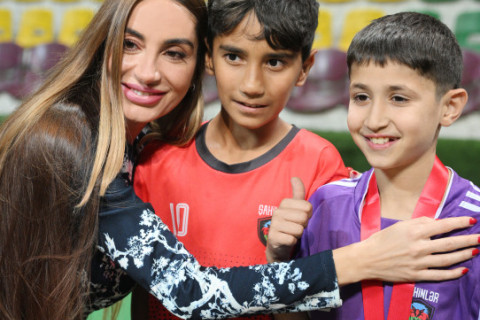 По инициативе Лейлы Алиевой организован очередной турнир по мини-футболу среди команд детских домов - ФОТО