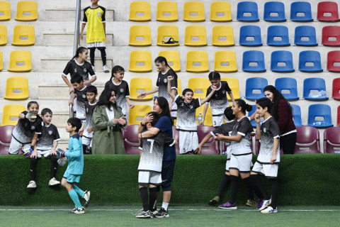 По инициативе Лейлы Алиевой организован очередной турнир по мини-футболу среди команд детских домов - ФОТО