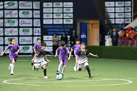 По инициативе Лейлы Алиевой организован очередной турнир по мини-футболу среди команд детских домов - ФОТО