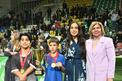 По инициативе Лейлы Алиевой организован очередной турнир по мини-футболу среди команд детских домов - ФОТО