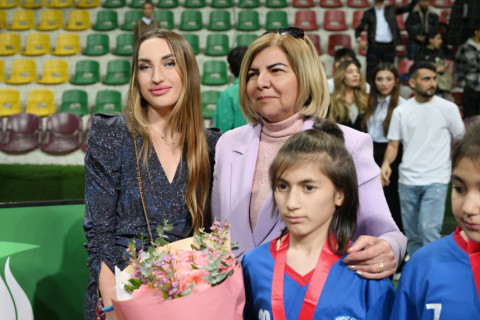 По инициативе Лейлы Алиевой организован очередной турнир по мини-футболу среди команд детских домов - ФОТО