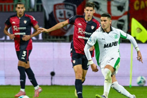 "Сассуоло" обыграл "Кальяри" в серии А