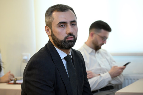 Fərid Qayıbov VI İslam Həmrəyliyi Oyunlarına hazırlıq işləri ilə bağlı tapşırıqlar verib - FOTO