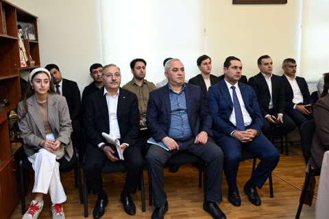 Fərid Qayıbov VI İslam Həmrəyliyi Oyunlarına hazırlıq işləri ilə bağlı tapşırıqlar verib - FOTO