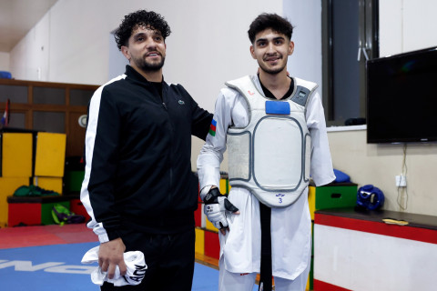 Бразильская звезда "Карабаха" Кади Боржес посетил тренировку паратаеквондистов - ФОТО