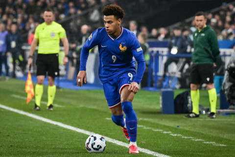 Fransalı futbolçu Bakıdakı oyundan əvvəl zədələnib - FOTO