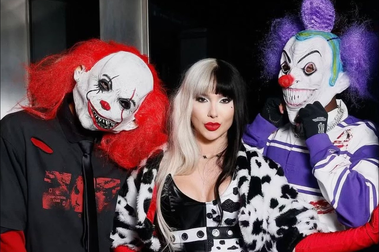 Винисиус предстал на Хэллоуин в образе клоуна - ФОТО