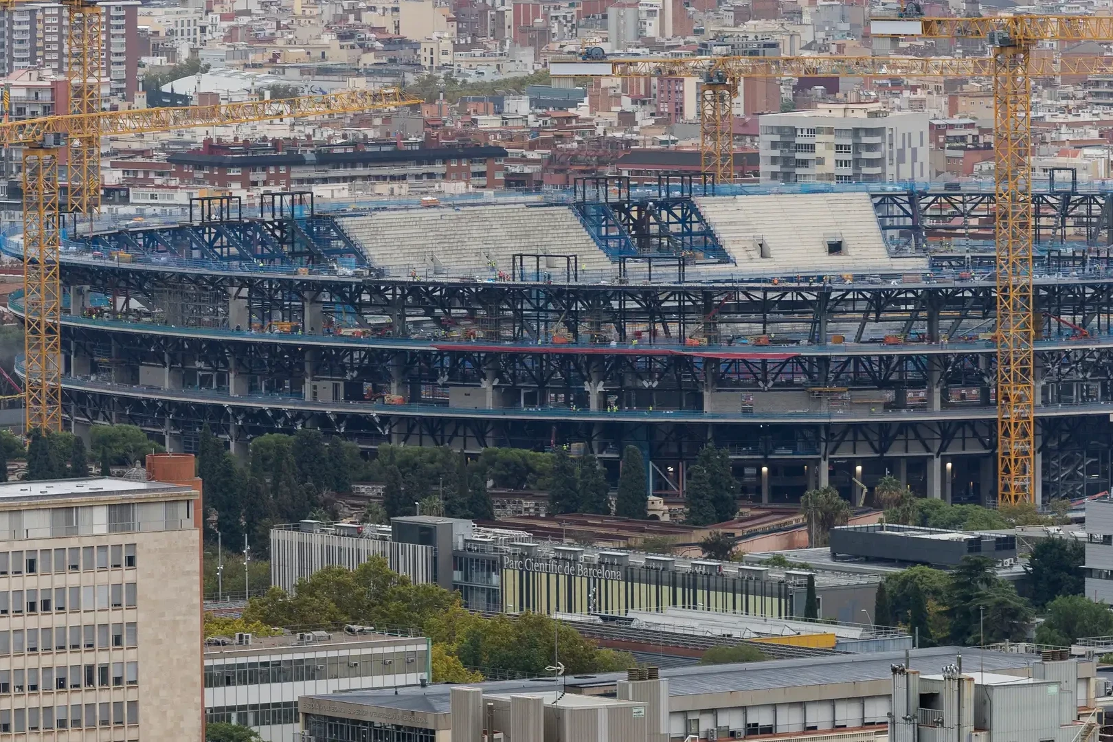 "Барселона" устроит открытую тренировку на "Камп Ноу" перед возвращением