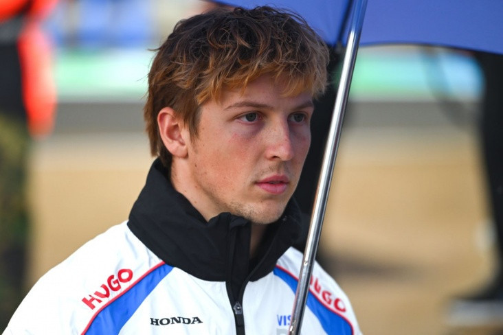 FIA “Racing Bulls” pilotunun marşallarla bağlı insidentdə günahkar olmadığını bildirib