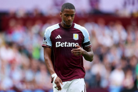 İngiltərə nəhəngləri “Aston Villa”nın müdafiəçisi uğrunda mübarizəyə hazırlaşırlar