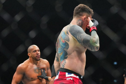 UFC heavyweight champion jokes about fight with Ciryl Gane on Halloween - PHOTO