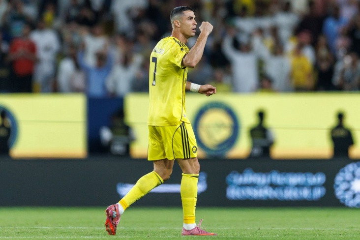 “Əl-Nəsr” Kriştiano Ronaldonun qolları sayəsində “Əl-Feyha”nı məğlub edib - VİDEO