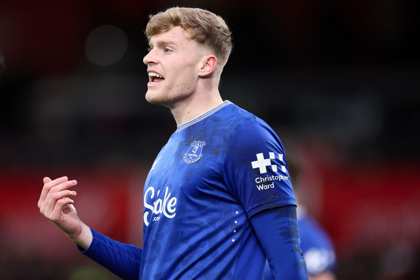 "Манчестер Юнайтед" и "Тоттенхэм" нацелились на защитника "Эвертона"