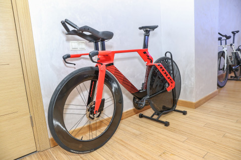 Казахстанец стал спортивным директором Федерации велоспорта Азербайджана - ФОТО