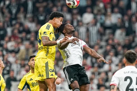 “Fənərbaxça” “Beşiktaş”la oyunda əzmkar qələbə qazanıb - VİDEO