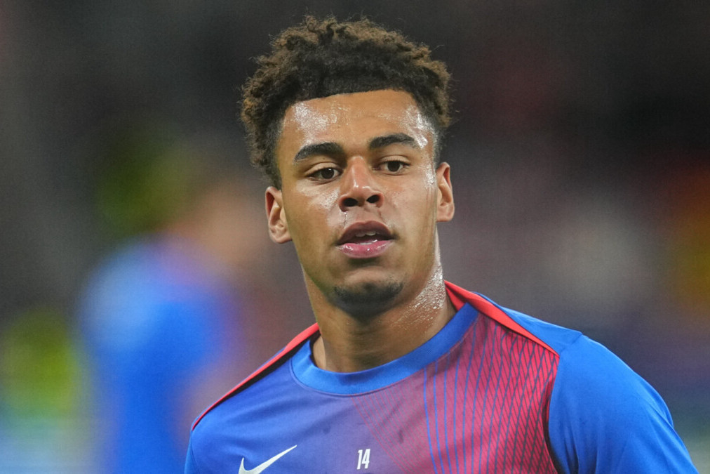 Футболист "ПСЖ" Дуэ выиграл награду Golden Boy