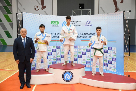 В Лянкяране прошло региональное первенство по дзюдо среди юношей и девушек до 14 лет - ФОТО