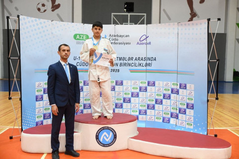 В Лянкяране прошло региональное первенство по дзюдо среди юношей и девушек до 14 лет - ФОТО