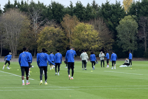 "Челси" проводит последнюю тренировку перед матчем с "Карабахом" - ФОТО