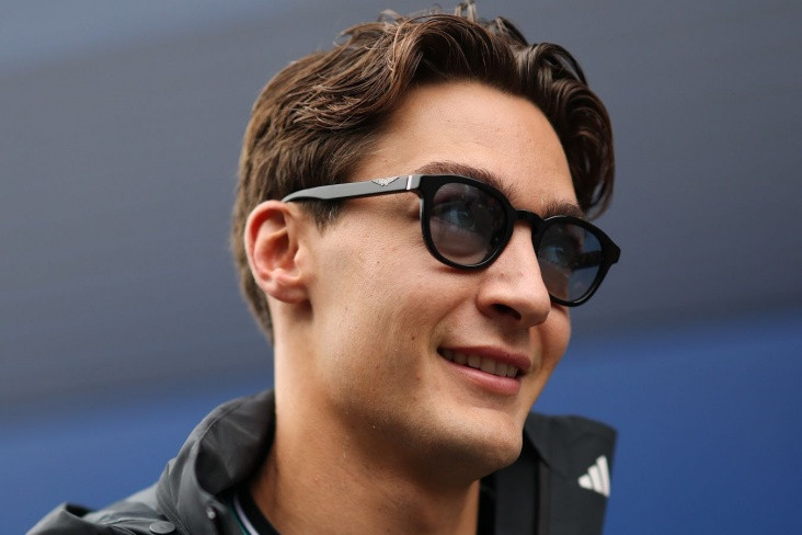 Расселл: "Верю, что в "Мерседесе" у меня наибольший шанс завоевать титул чемпиона мира"