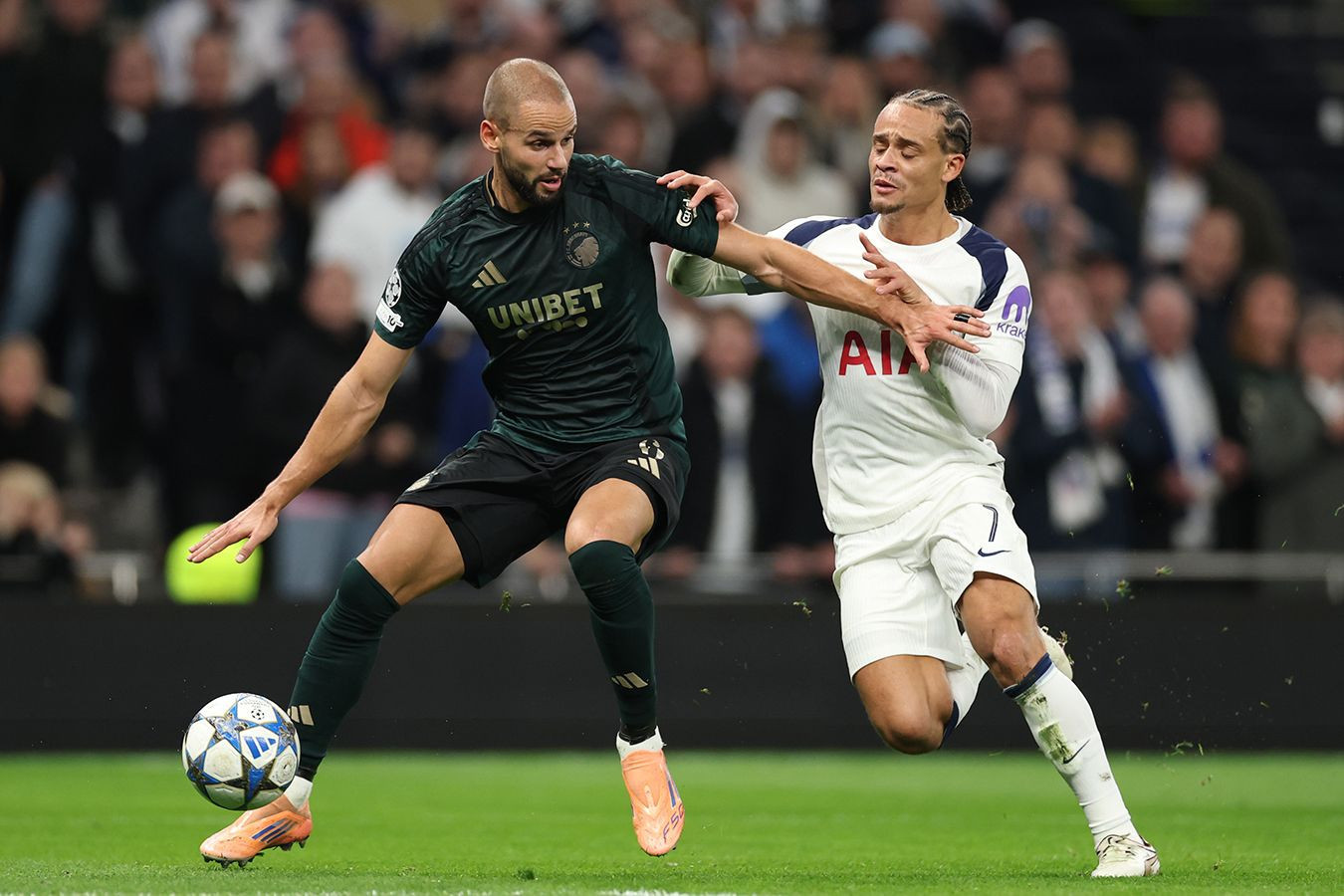 "Тоттенхэм Хотспур" разгромил "Копенгаген" - ВИДЕО