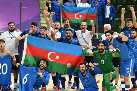 Сборная Азербайджана по футзалу обыграла Ливию в рамках VI Игр исламской солидарности - ФОТО