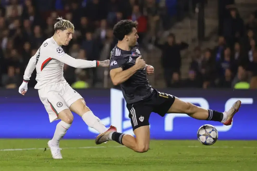 Омар Момани посвятил новую работу матчу "Карабаха" с "Челси" - ФОТО