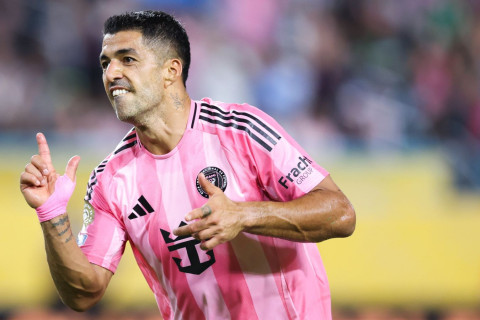 Luis Suarez suspended for MLS Cup match after foul - VIDEO