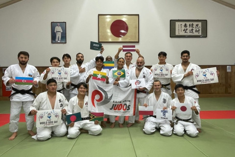 Azerbaijan U-17 girls’ team coach completes international judo coaching seminar in Japan - PHOTO
