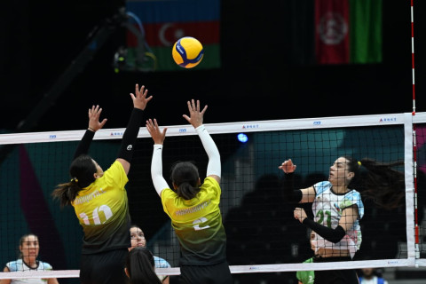 Игры исламской солидарности: женская сборная Азербайджана уверенно обыграла команду Таджикистана - ФОТО