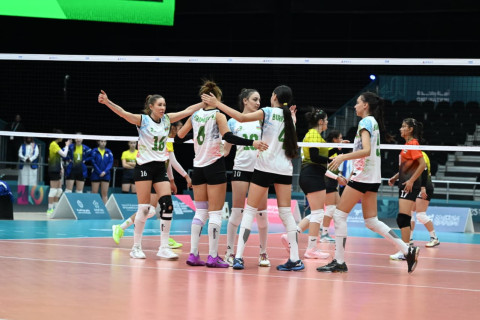 Игры исламской солидарности: женская сборная Азербайджана уверенно обыграла команду Таджикистана - ФОТО