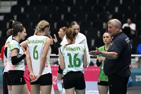 Игры исламской солидарности: женская сборная Азербайджана уверенно обыграла команду Таджикистана - ФОТО